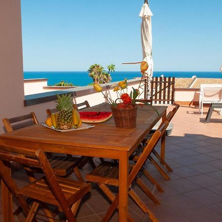 Sunnyhomecefalu39 Exterior photo